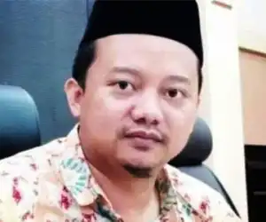 Pemerkosa Belasan Santri Lolos dari Hukuman Mati