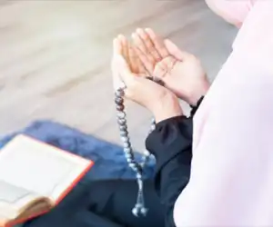 Ingin Hajat Terkabul? Ini 5 Tips Berdoa di Bulan Puasa