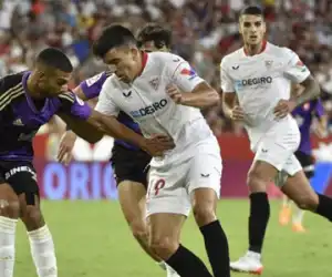 Sevilla Ditahan Imbang Valladolid, Lyon Bantai Troyes 4-1
