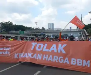 Masa Buruh ke Puan: Dulu Menangis, Kini Bermanis-manis