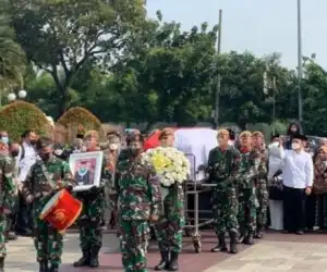 Azyumardi Azra Dimakamkan Secara Militer di TMP Kalibata