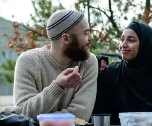 Wasiat Imam Ahmad Tentang Tiga Cara Memperlakukan Wanita