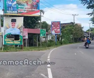 Baliho Bergambar Ganjar Pranowo Dirusak OTK