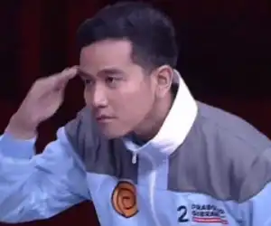 Penampilan Gibran Pada Debat Kedua, Dikritik Rocky Gerung