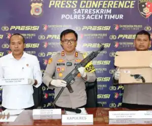 Di Aceh Timur, Dua Senjata Sisa Konflik Diserahkan ke Polisi