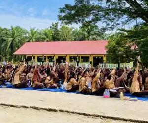 Gelar Peringatan Maulid, Siswa SMP Gunung Meriah Diharapkan Berakhlak Mulia