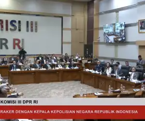 Ada Fraksi Kehormatan Dalam Raker Perdana Komisi III Dengan Kapolri