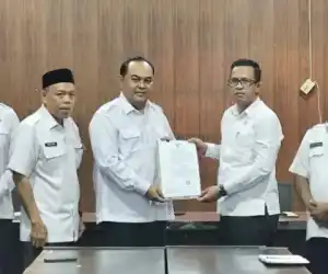 Bupati Aceh Jaya Tunjuk Khairullah Plt Kepala Baperida