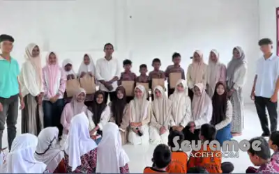 Di Hari Santri, Pelajar Nagan Raya Adakan Kegiatan Berbagi