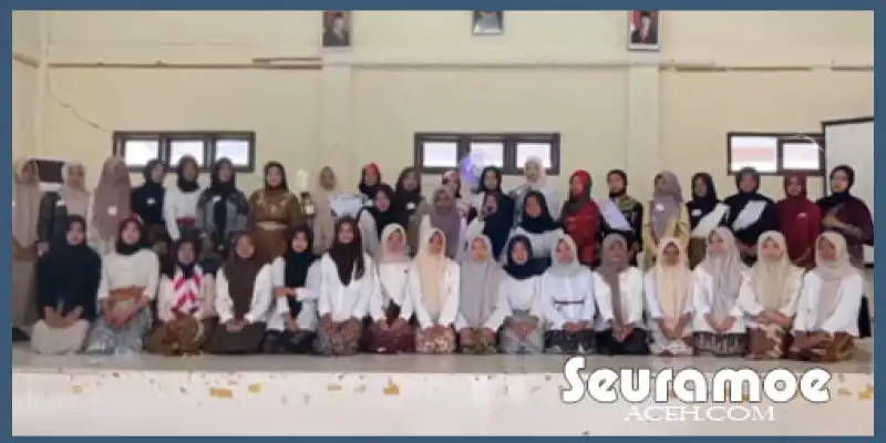 Puluhan Pelajar di Nagan Raya Ikuti Lomba Fashion Show dan Baca Puisi