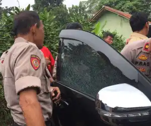 Miris! Pemilik Lagi Dakwah, Mobilnya di Tembak OTK