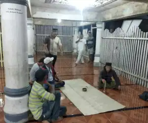 Mendadak Jadi Iman Sholat, Seorang Pria Dilapor ke Polisi
