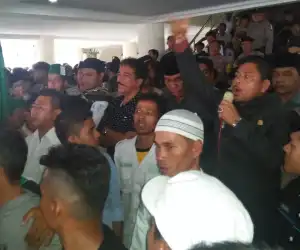 Didepan Peserta Aksi, Cut Man: Saya Dari Awal Telah Menolak PT EMM