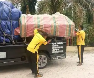 Polisi Amankan Pick Up Bermuatan Puluhan Velg Mobil