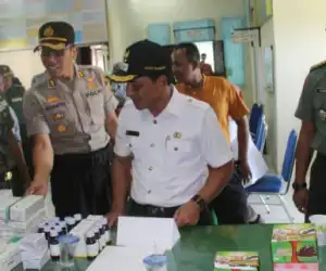Melalui Pencanangan Program KB-Kesehatan, Kodim 0116 Lakukan Pengobatan Massal