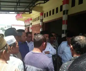 Bupati dan Sekda Nagan Raya di Hadang Warga Pimilik Tanah