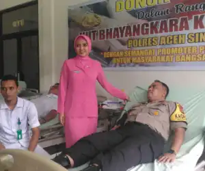 HUT Bayangkara ke 73, Polres Aceh Singkil Gelar Donor Darah