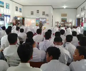 Dandim Beri Pembekalan Kebangsaan Kepada Siswa
