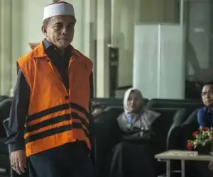 Malam Ini, Irwandi Yusuf Jalani Sidang Vonis