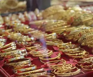 Harga Emas di Abdya Tembus Angka 2,3 juta Permayam