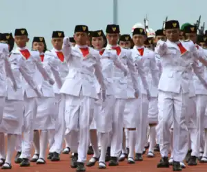 Saat Latihan Pasukan Paskibraka Ini Tiba-Tiba Menangis Bahkan Pingsan, Rupanya Ini Penyebabnya