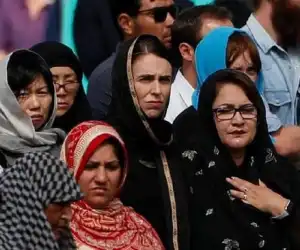 Wanita New Zealand Ramai-Ramai Pakai Kerudung. Ada Apa?