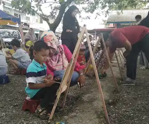 Wahana Mewarnai Mulai di Sukai Anak-Anak