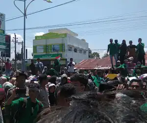 Mahasiswa STAIN TDM Gelar Unjuk Rasa