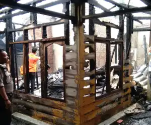 Satu Unit Rumah Ludes Dilahap si Jago Merah