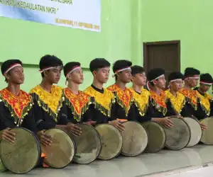 Anizar Rasyid Ajak Generasi Muda Abdya Lestarikan Tari Daerah