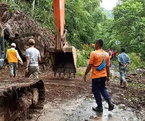 Akhirnya, Lalu Lintas di Pegunungan Geurute Kembali Lancar