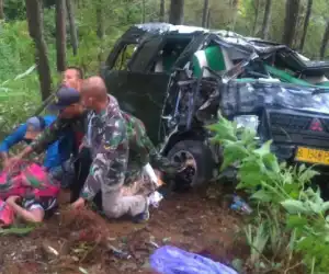 Satu Meninggal dan Enam Anggota TNI Terluka Dalam Kecelakaan di Gayus