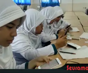 MTsN 3 Meulaboh Aceh Barat Laksanakan Ujian Berbasis Android