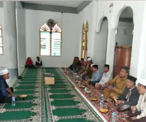 Pemuda Asal Nias Masuk Islam di Susoh, Abdya