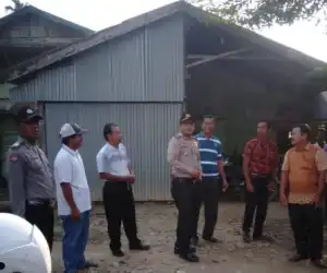 Amankan Natal dan Tahun Baru Polisi Patroli di Desa Cot Girek