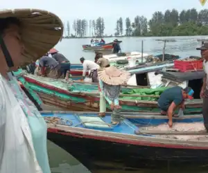 Akibat Cuaca Buruk, Tangkapan Nelayan di Banda Aceh Turun
