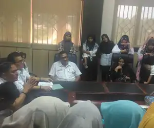 Bidan Desa Dan Guru Honorer Tuntut Gaji Kekantor Walikota