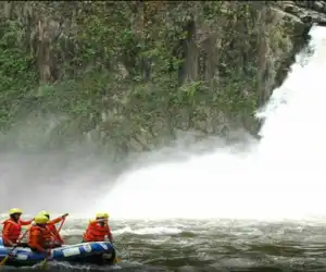 Pesona Air terjun Kedabuhan dan Sungai Lae Kombih Luput Dari Perhatian