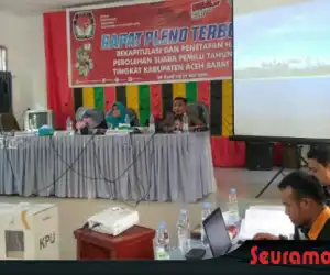 KIP Abdya Gelar Rapat Pleno Rekapitulasi Surat Suara