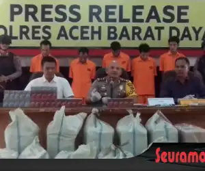 Polres Abdya Sita 13 Karton Rokok Ilegal Bersama 2 Orang Tersangka