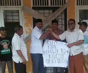 Kantor Keuchik Krueng Ceuko Disegel, Begini Kronologis Versi Warga