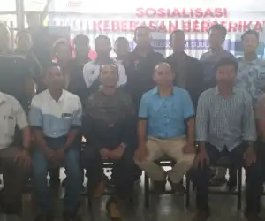Kadisnakertrans Ajak Buruh Selesaikan Masalah Bersama Pemerintah