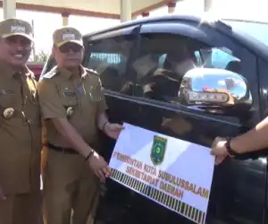 Seluruh Mobil Dinas Di Subulussalam Akan Dipasang Stiker Berlogo Pemko