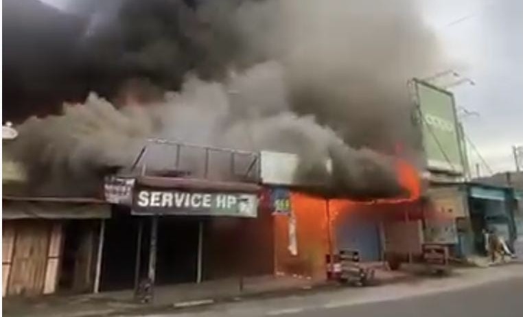 Belasan Rumah dan Ruko Terbakar Di Subulussalam