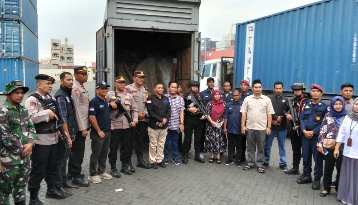 Pengiriman Logistik Pemilu Aceh Singkil Dikawal Ketat Polisi