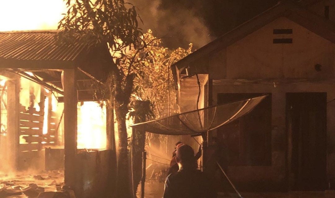 Dua Unit Rumah Terbakar di Suka Makmur, BPBD Kerahkan Dua Unit Damkar