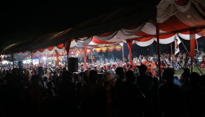 Gelar Silaturahmi Politik, Paslon Jadi Ubah Jalan Kompleks Perkantoran Jadi Lautan Manusia