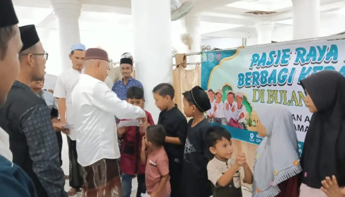 Bersama Pasie Raya Peduli, Safwandi Santuni Puluhan Anak Yatim