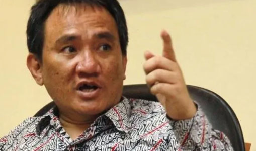 Andi Arief: Jokowi Tidak Etis Gugat Rakyat Soal Ijazah