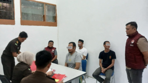 Tiga Tersangka dan BB Kasus Narkotika Dilimpahkan ke Jaksa